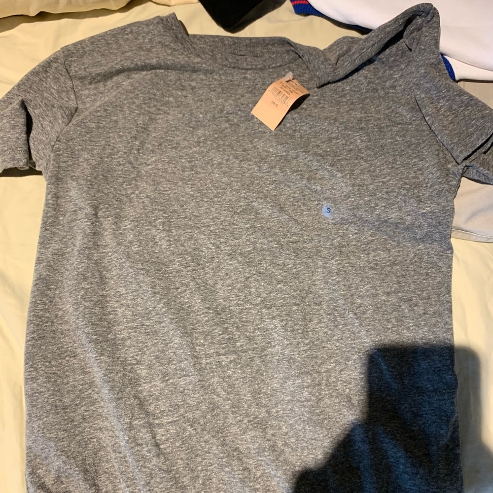 Grey American Eagle T-Shirt Brand New Tags on